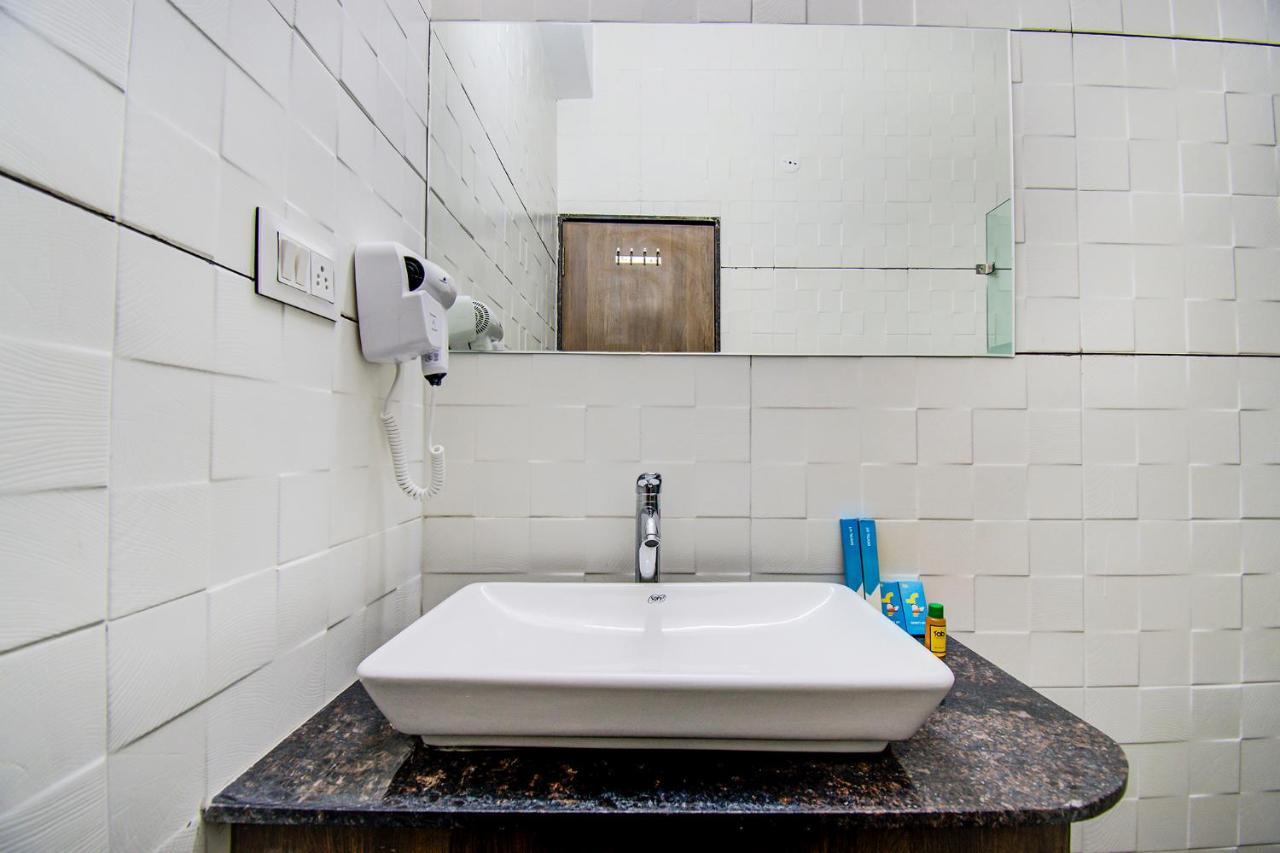 Fabhotel Prime Om Epic Vijay Nagar Indore Exterior photo