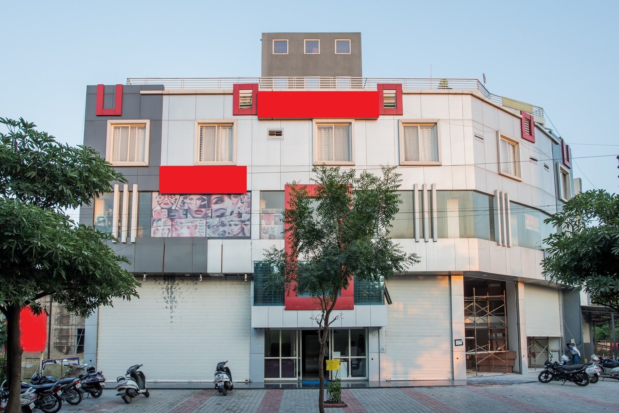 Fabhotel Prime Om Epic Vijay Nagar Indore Exterior photo